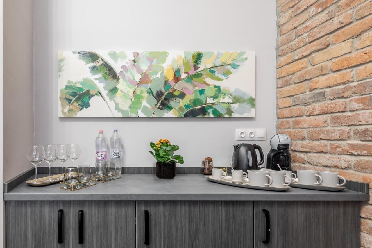 Stunning Apartment In The Hearth Of 부다페스트 외부 사진
