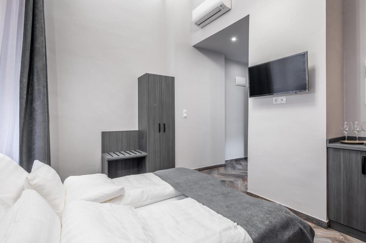 Stunning Apartment In The Hearth Of 부다페스트 외부 사진